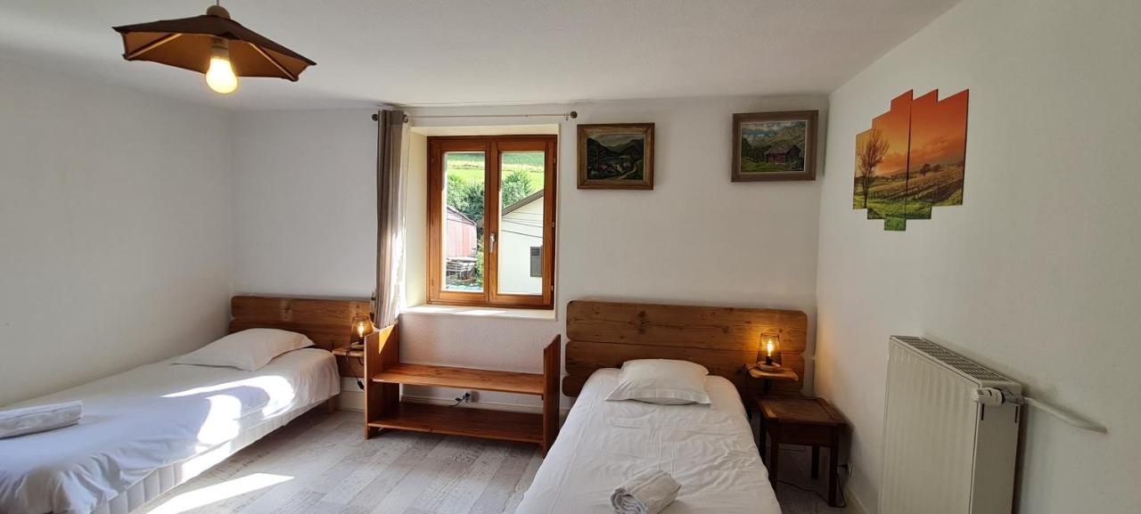 Spacieux et confortables gîtes à proximité randonnées, lacs, ski nature Sondernach Extérieur photo